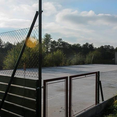 ホテル Zamek Liboun Louňovice pod Blaníkem エクステリア 写真